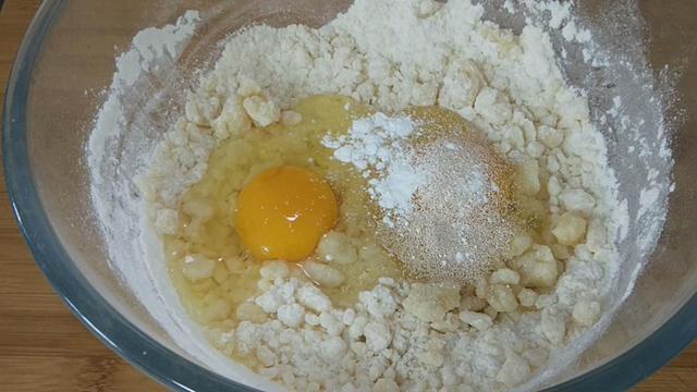 怎样在家做饼干，怎样在家做饼干简单做法（面粉里加2个鸡蛋）
