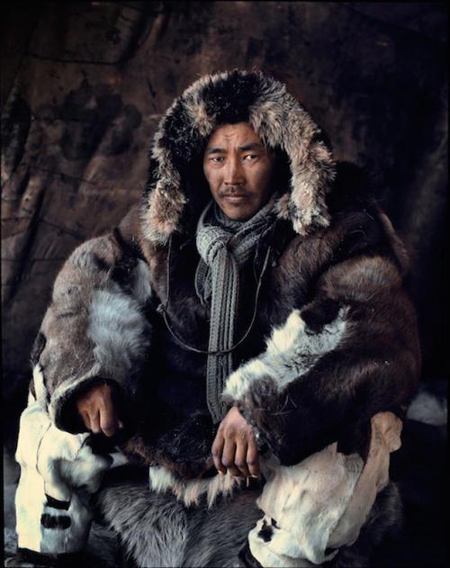 濒临消失的神秘驯鹿人，世界上面临“消失”的8个纯原始部落