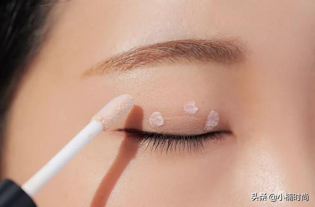时尚眼妆教程，时尚眼妆教程图片（初学者、手残党也能画出不晕不脏的高级眼妆）