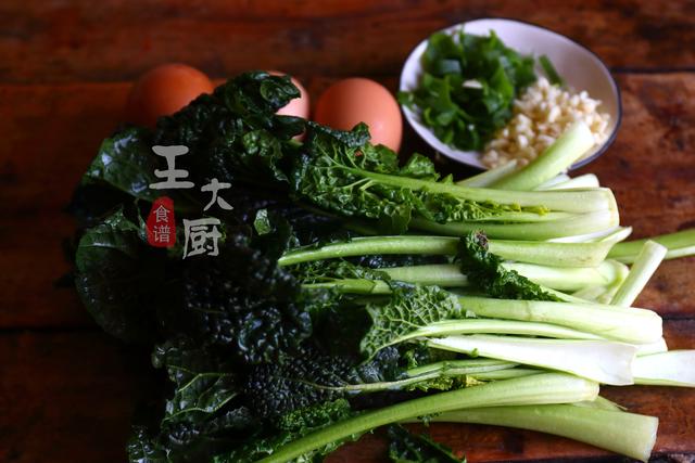 苔菜怎么做好吃，白菜怎么炒好吃又简单的做法（苔菜炒鸡蛋的家常做法）