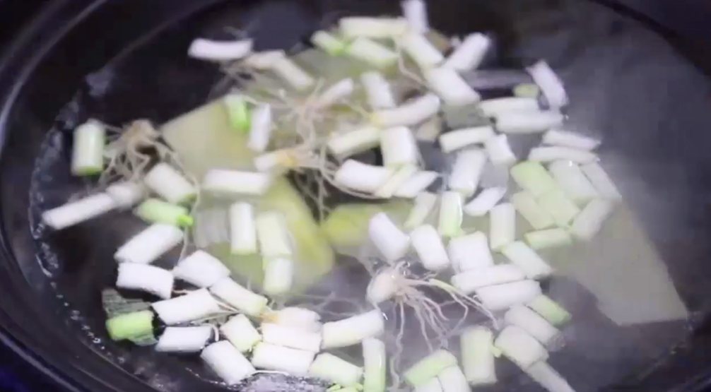 圖片[3]-【蔥頭紅糖姜湯】做法步驟圖 食材簡單 抵抗力比較弱的孩子要-起舞食譜網