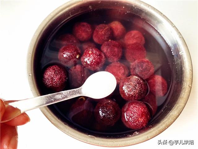 杨梅食用方法，杨梅吃法大全窍门（吃不完的杨梅这样做）