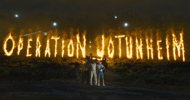 女生头像动漫黑白，漫风纯黑白系动漫/女生头像微信（靠着《自杀小队》）