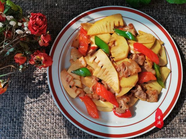 竹笋怎么炒好吃，芦笋怎么炒好吃又香脆（以后不会担心在家炒不好了）