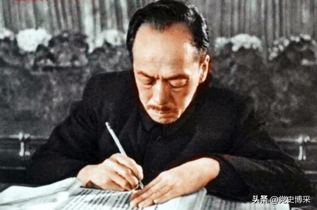 名人的读书雅事雅号，名人书斋雅号（赵朴初一首诗险被康生处心构陷）