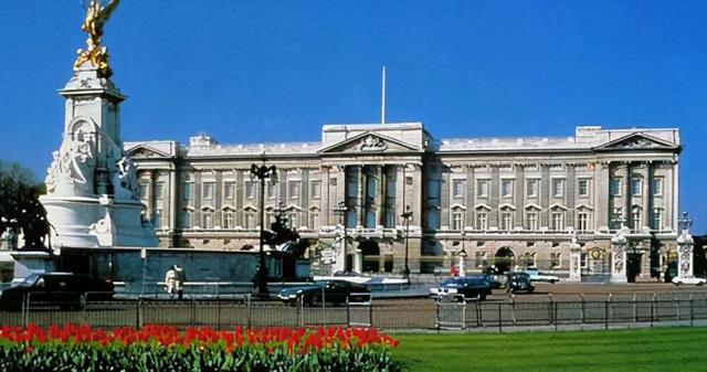 白金汉宫是哪个国家的，白金汉宫是哪一个国家的（英国白金汉宫）