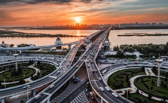 哈尔滨占地面积，哈尔滨传媒职业学院占地面积（中国“最大”省会哈尔滨）