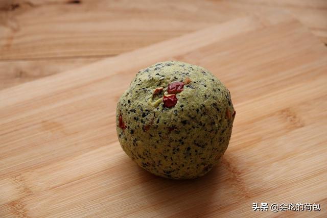 黑豆怎么吃，黑豆怎么吃治疗脱发（做一次够吃半个月）