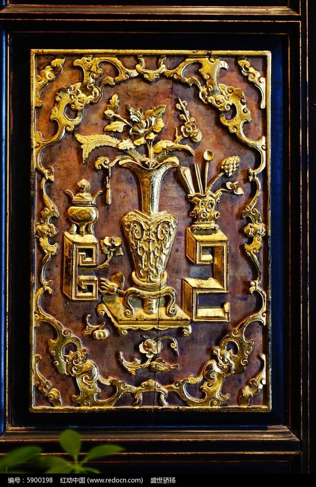 转朱阁低绮qi户还是yi，低绮户怎么读（照无眠”中的“绮户”当怎讲）