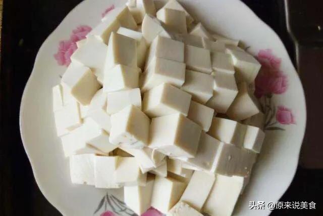 豆腐保质期，豆腐保质期过了两天还可以吃吗（豆腐老板一般不会告诉你）
