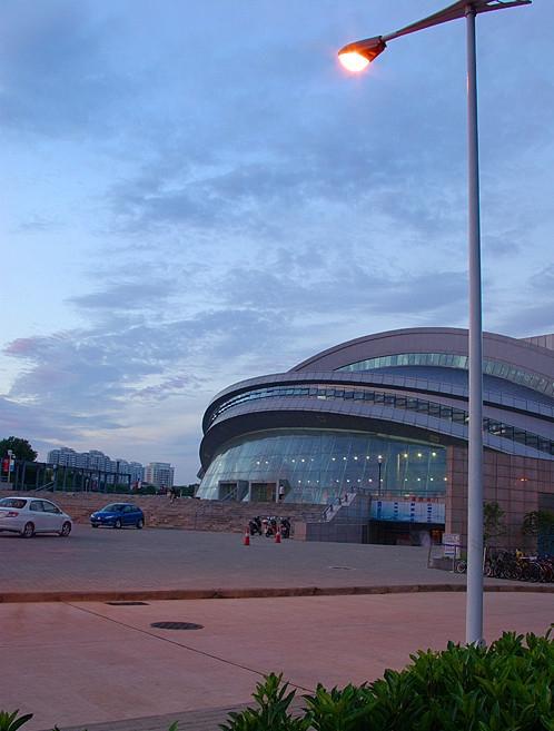 华中科技大学在哪(十所名牌大学最新排名)