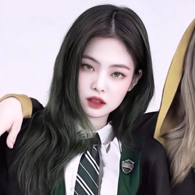 闺蜜四人头像一人一张，闺蜜四人头像微信（两人、四人都有哦）