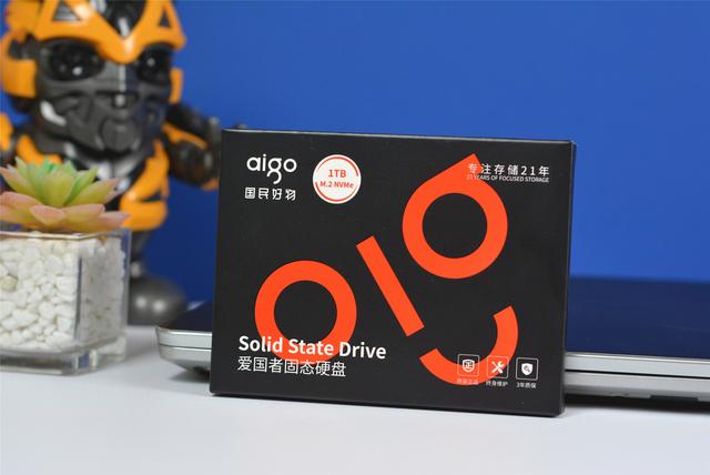 1t硬盘实际多少g，1T硬盘的实际容量是多少（固态硬盘让老式笔记本重新起飞）