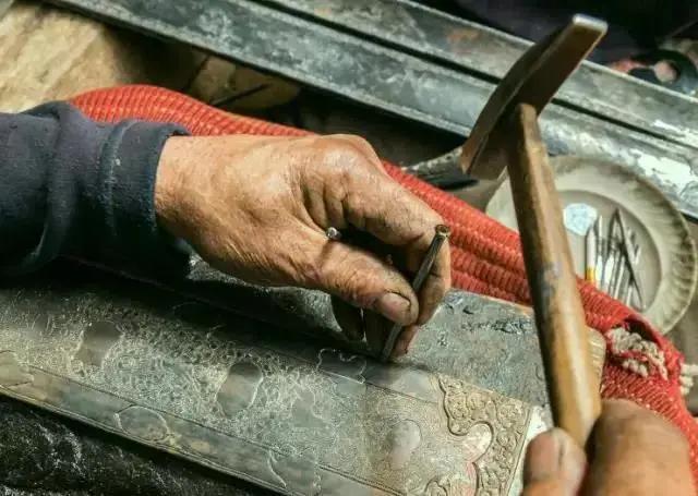 炼铜,古代如何炼铜(冶炼的艺术——藏族金属锻造技艺)