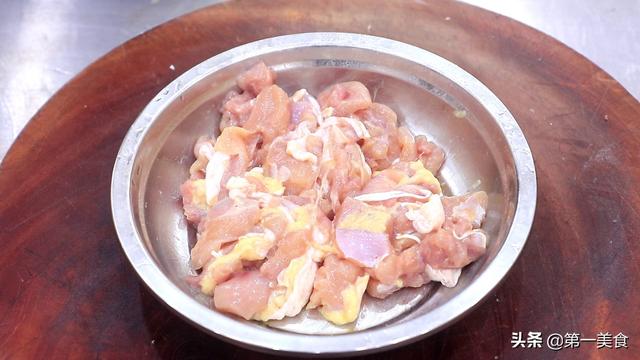 左宗棠鸡，厨师长分享一道左宗棠鸡做法（左宗棠鸡 李鸿章杂碎 三大中国菜）