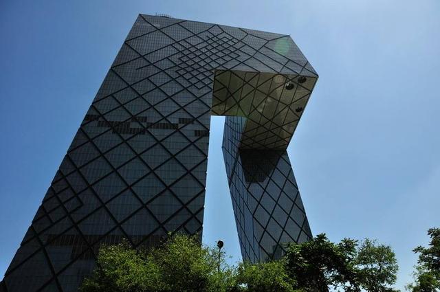 苏州裤衩楼叫什么，苏州裤衩楼是干什么的（原来是央视总台所在地）