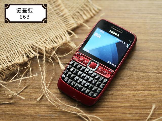诺基亚全键盘触屏，全键盘的诺基亚手机有哪些型号（“硬核”全键盘诺基亚E系列来打脸了）