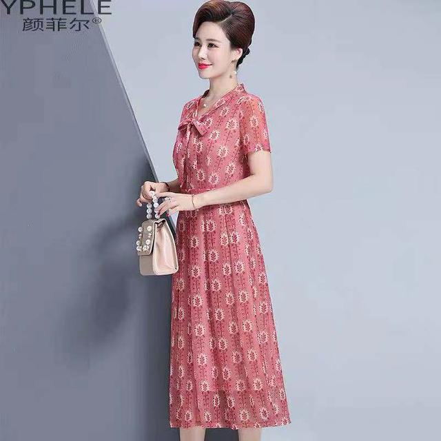 中老年女装排行榜，中老年服装品牌（适合30-50岁的时尚女装品牌推荐）