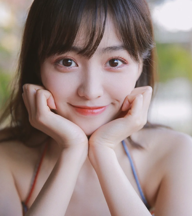 女生最好看的三种眼型：桃花眼清纯，丹凤眼高级，它最突出
