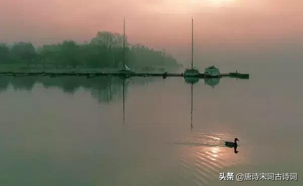 关于江景的诗词67句，关于赞美江景的诗（诗词 ， 江边独步，解闲愁）