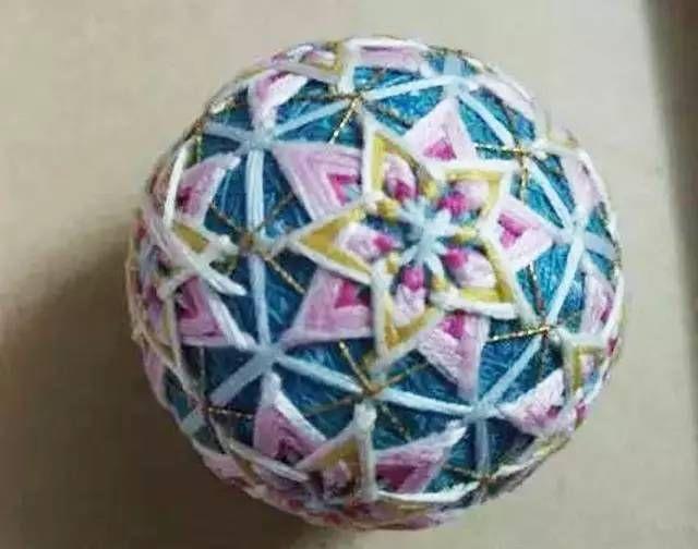 简单圆球结编法，手绳收尾球（带你入门手鞠球的第一课）