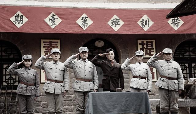 解密里面雷婷是特务吗，卧底、锄奸、推理、智斗