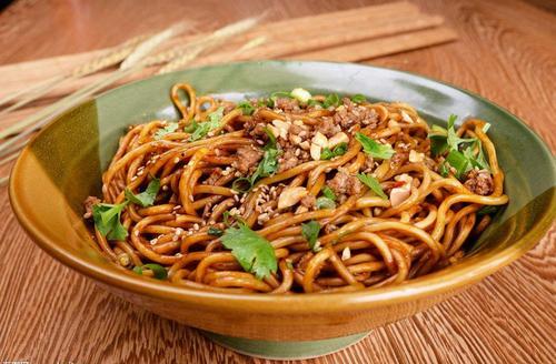 武汉特产有哪些，武汉特产有哪些可以带给朋友（武汉特产有哪些值得带）