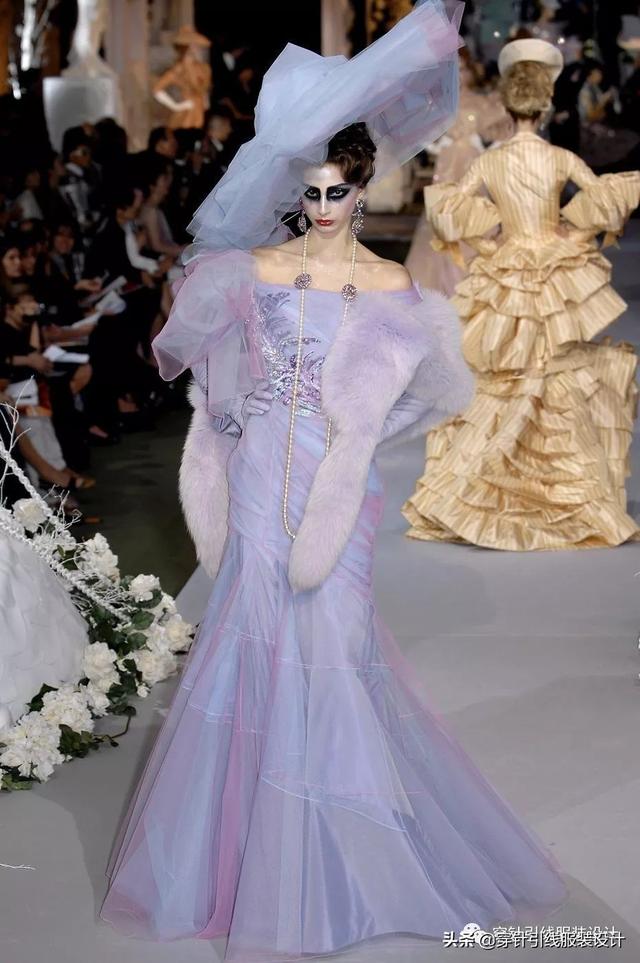 迪奥经典之作服装图，<迪奥>2007秋冬高定系列