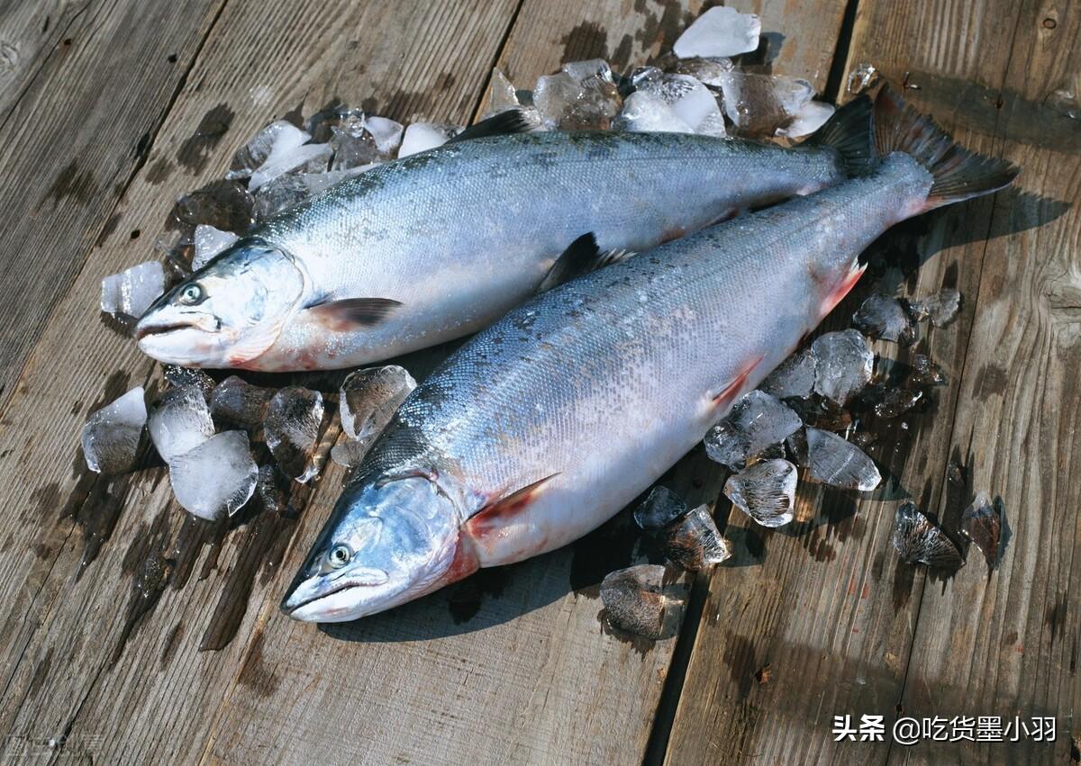 清蒸多宝鱼鲜嫩无腥，孩子秒变吃鱼小达人，营养美味妈妈轻松搞定