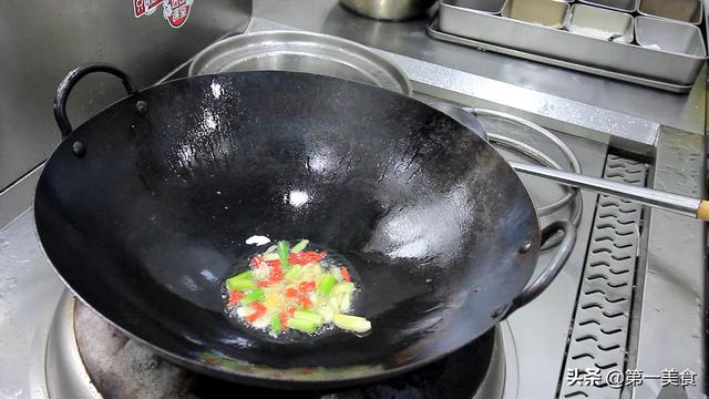 带鱼怎么做好吃，带鱼怎么做好吃又简单视频（做带鱼想要好吃有技巧）