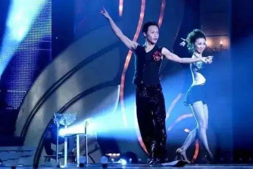 小虎队恩怨33年：吴奇隆苏有朋想起“二哥”的日子