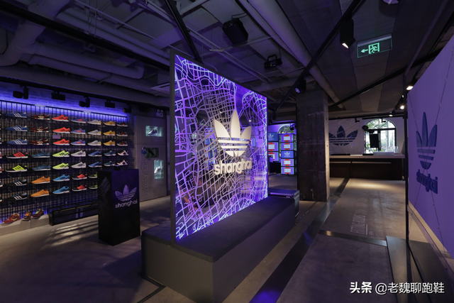 纽百伦和新百伦有什么区别，纽百伦和新百伦有什么区别那种鞋穿着走步舒服（Nike、Adidas和新百伦）