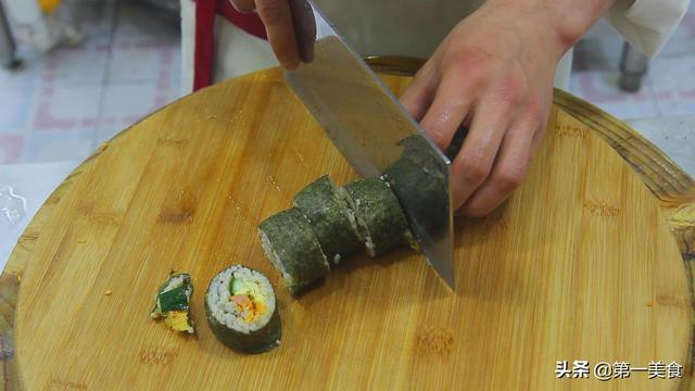 寿司的制作方法和步骤，寿司的制作方法和步骤文字（寿司不用再去外面买了）