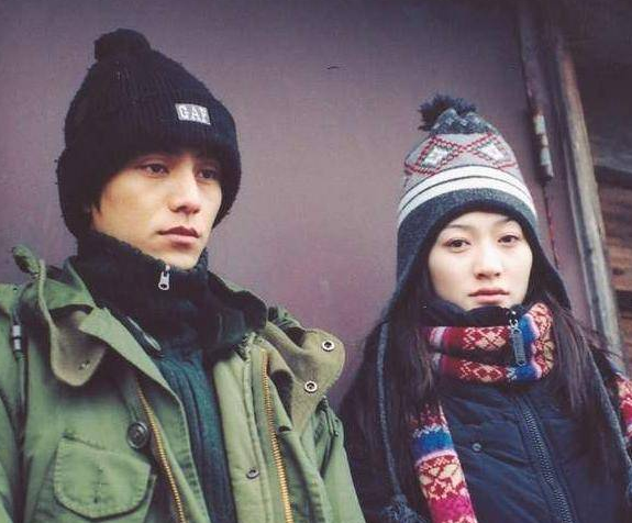 殷桃与文强亲密图片，文强与殷桃（“水蜜桃”殷桃的肆意情事）