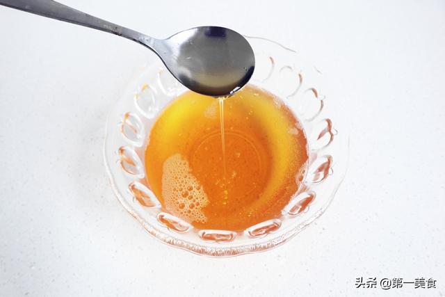 蒸鱼蒸几分钟最好，蒸鱼一般蒸几分钟最好（蒸出的鱼鲜嫩无腥味）