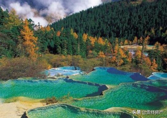 西藏有多大面积，新疆大还是西藏大（新疆地处亚欧大陆腹地、西藏是世界屋脊）