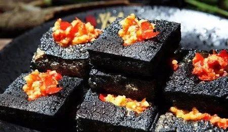 老八吃耙耙完整视频，嗨嗨嗨老八（奥利给鼻祖直播播主老八盘“粑粑”）