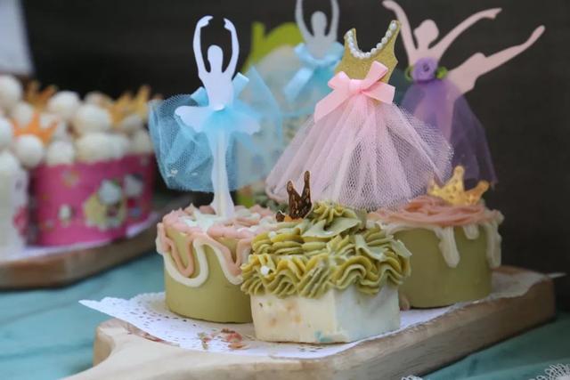 花样肥皂小制作方法，怎么做小肥皂（这些孩子的手工皂太精致了）