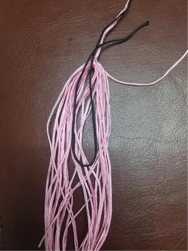 流苏是什么意思，洁白的流苏是什么意思（中国结编织教程——流苏）