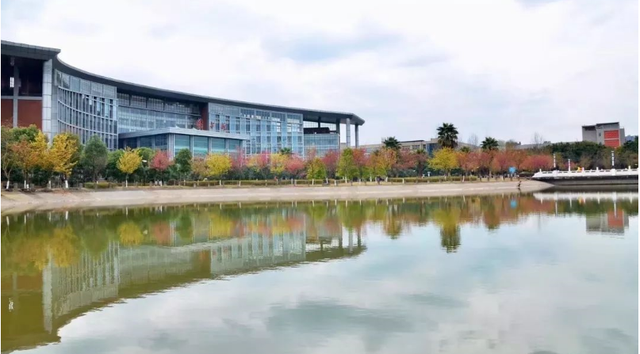 法学全国学校排名，全国法学专业大学排名2021（法学专业院校排名TOP100）