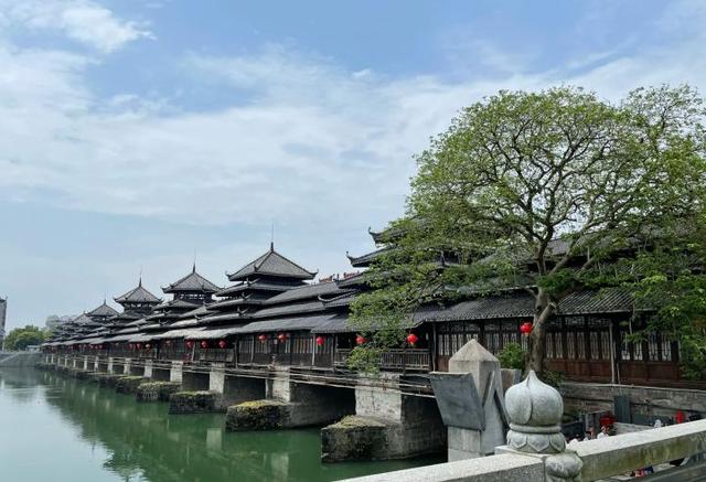 湖南好玩的地方，湖南有哪些好玩的地方（湖南这些好看又好玩的景点）