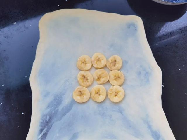 印度飞饼的饼是怎么做的什么配方，真正印度飞饼的配方（孩子爱吃印度飞饼）