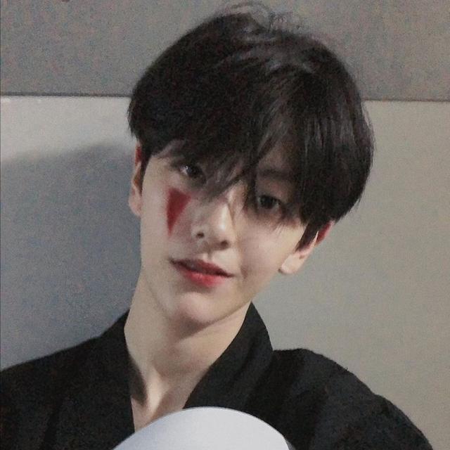 超丧男生头像微信，超丧男生头像（每日一更之臭弟弟头像日系韩系男头像丧）