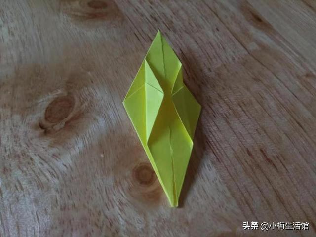 千纸鹤的折法图解，千纸鹤折法图解（小时候学的千纸鹤你还会折吗）