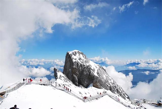 轿子雪山终年都下雪吗，轿子雪山现在下雪了吗（昆明轿子雪山今年第一场雪比去年早来2个月）