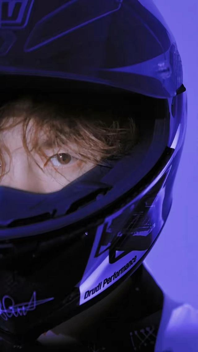 境界的彼方壁纸，境界的彼方，微信头像（突然感觉博辰君好帅），微信头像（你们想要的王一博高清壁纸）