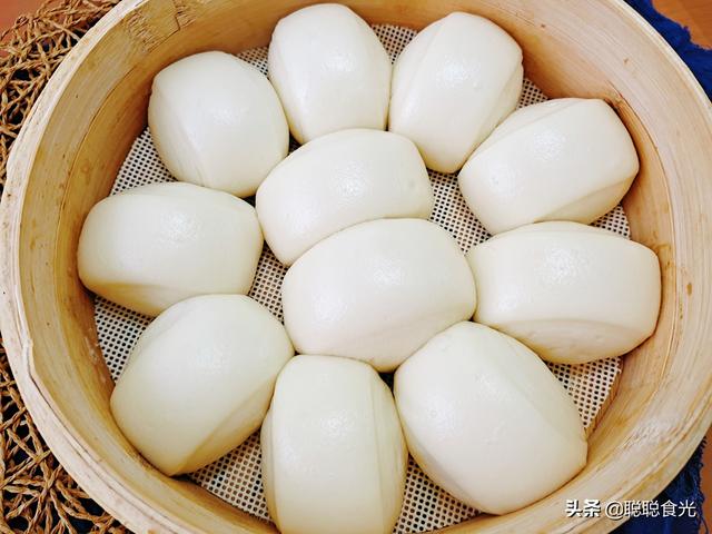 馒头蒸多少分钟就可以了，馒头一般蒸多少分钟（馒头这样蒸真简单）