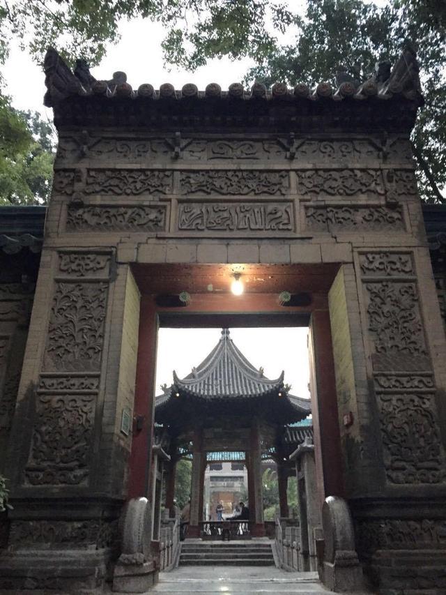 乾隆建了一座清真寺多少年，全国14座清真寺，你去过几座