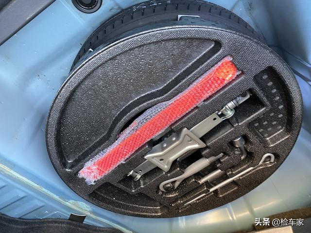 蓝鸟汽车2015款，新蓝鸟汽车2015款刹车异响（9万捡漏一辆才开一年的准新车）