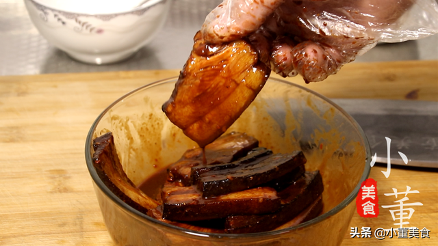 梅菜扣肉的家常做法正宗，梅菜扣肉正宗的家庭做法（这才是正宗梅菜扣肉的做法）